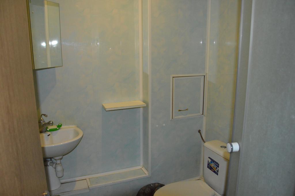 Chernobyl Type Rooms In A Block Flat House Siauliai  Room photo
